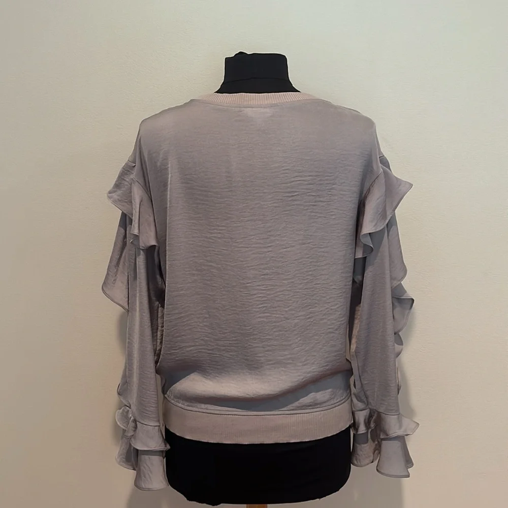 Express Top Ruffle Sleeves - Picture 3 of 8